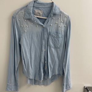 Rails soft blue cotton jean button down w pearls